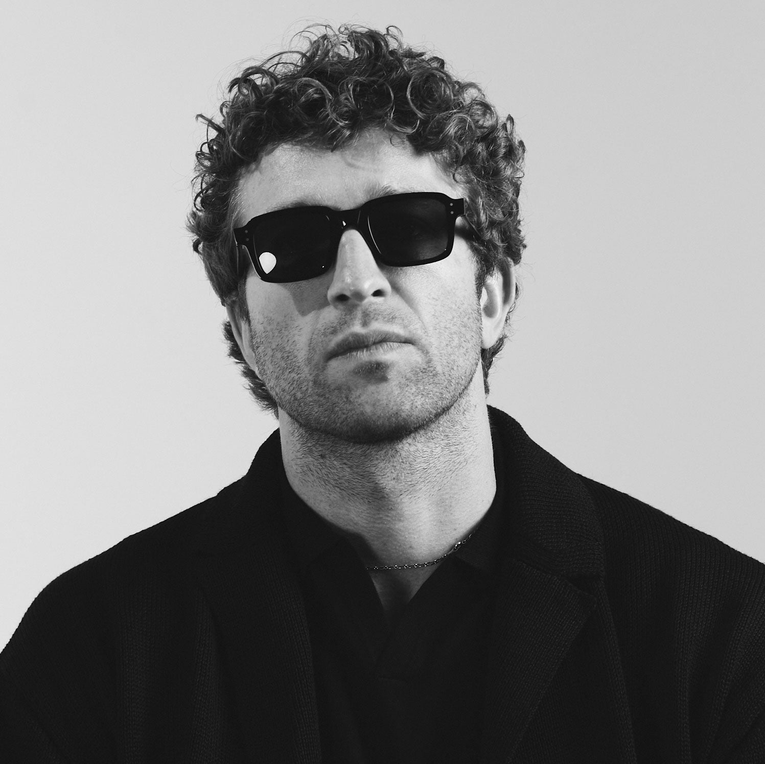 Folgate Sunglasses / Piano Black